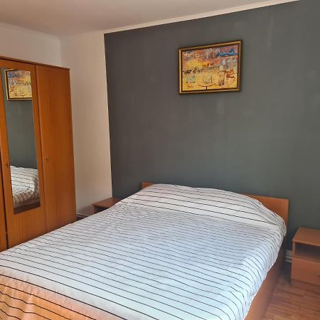 Mall Zone 100Mp Apartments Bacau Bagian luar foto